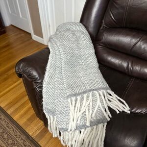 West Elm Wool Blend Gray/ Cream Color Throw Blanket